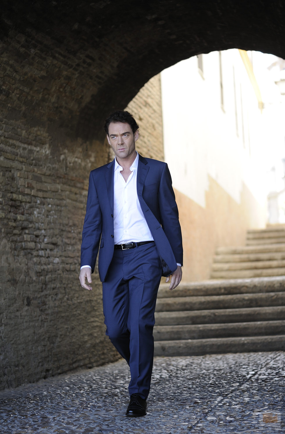 Marton Csokas como Javier Falcón en la nueva serie de Canal+ 'Falcón'