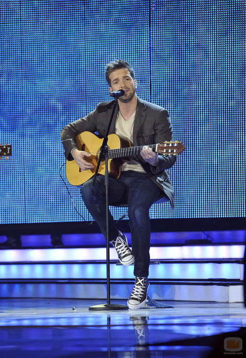 Pablo Alborán presentando su nuevo single en la gala final de 'La Voz'