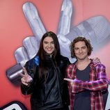 David Bisbal posando junto a Rafa, ganador de 'La Voz'