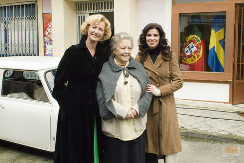 Ana Duato, María Galiana y Pilar Punzano posan juntas