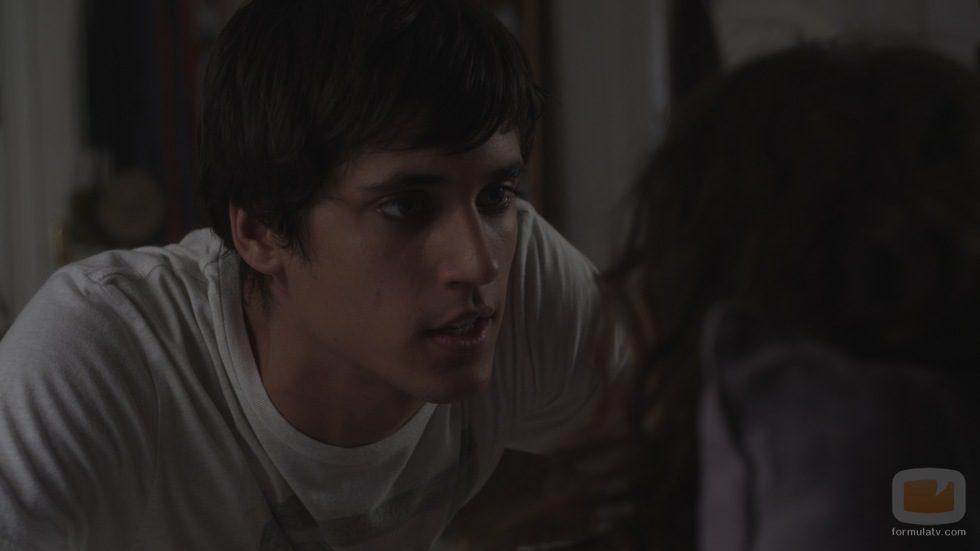 Álex Maruny es Víctor en 'Pulseras rojas'