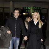 Cayetana Guillén Cuervo despide a su padre Fernando Guillén en el tanatorio de Tres Cantos