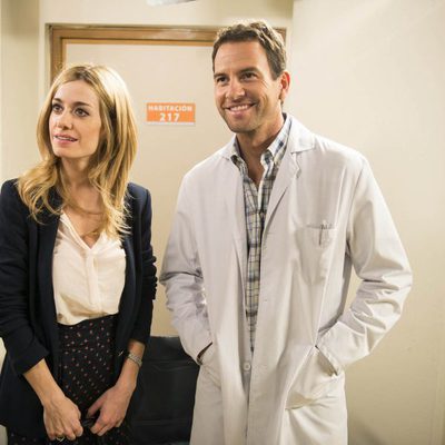 Carlota conoce a Jordi en el hospital