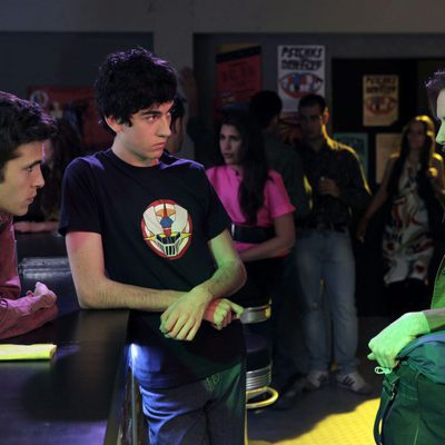 Polémica en el Fly Bar de Carlos en el nuevo capítulo de 'Cuéntame cómo pasoó'