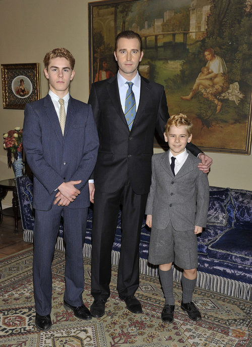 Patrick Criado, Fernando Gil y Enrique Aragonés dan vida a Juan Carlos en 'El Rey'