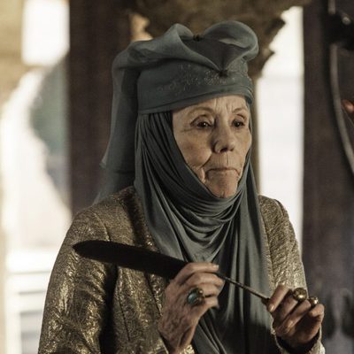 Diana Rigg es Lady Olenna Redwyne, la Reina de las Espinas en 'Juego de tronos'
