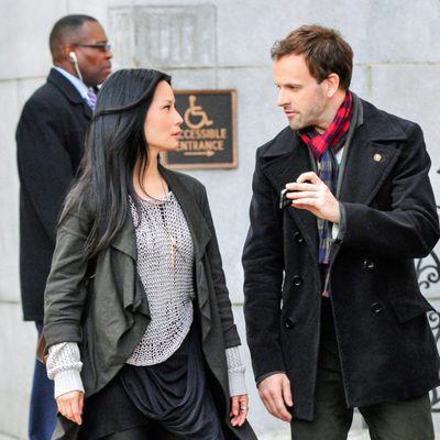Sherlock Holmes cuenta con la ayuda de Joan Watson en los casos de 'Elementary'