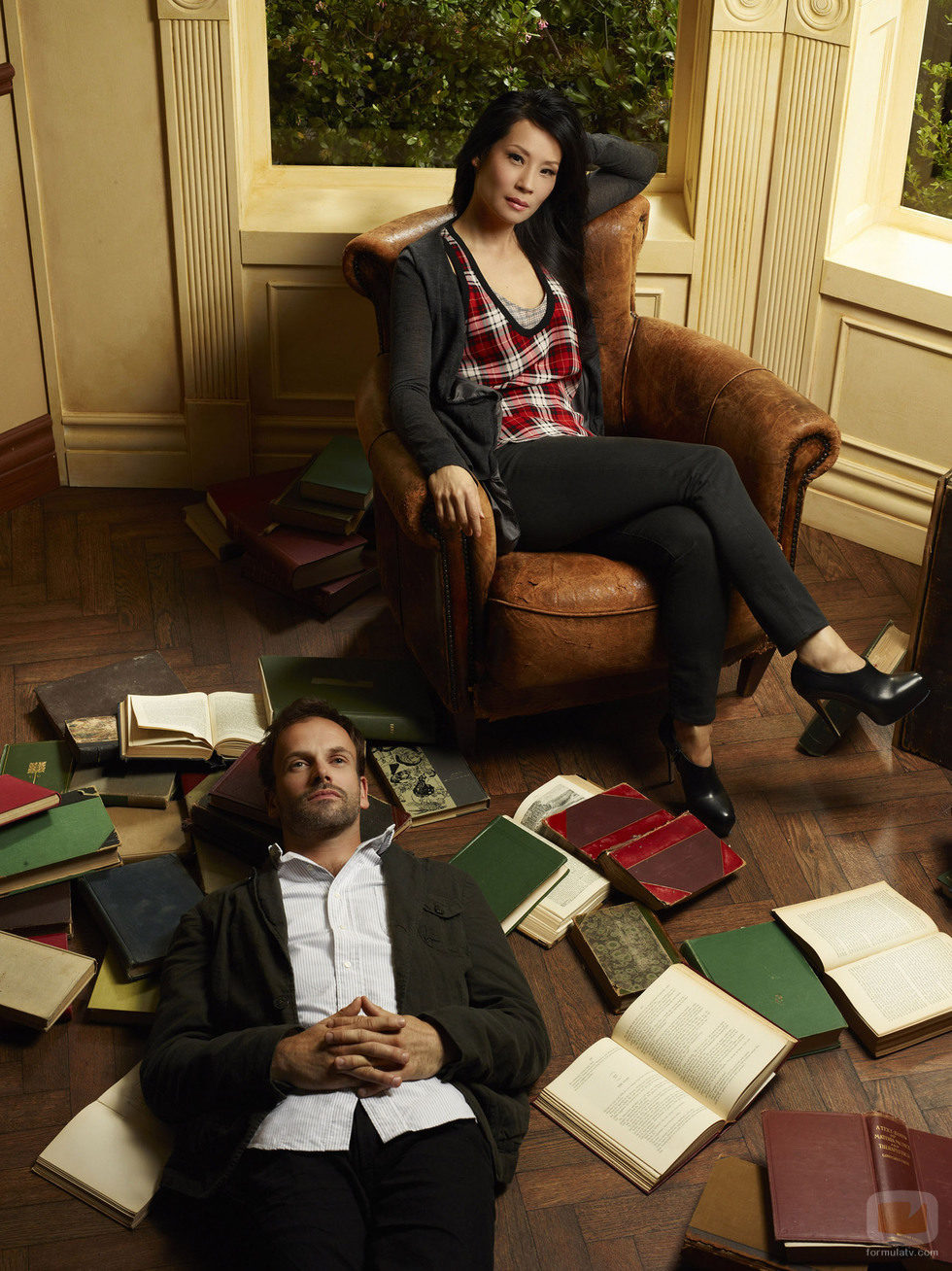 Lucy Liu y Jonny Lee Miller, protagonistas de 'Elementary'