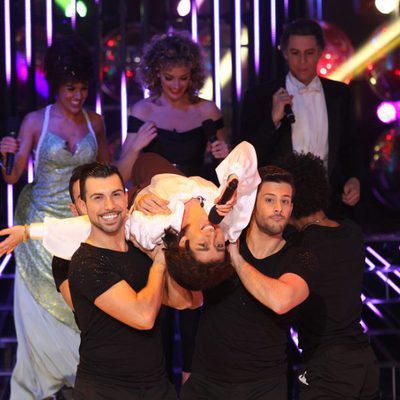 Ángeles Muñóz canta "Adiós amigo" en la gala final de 'Tu cara me suena'