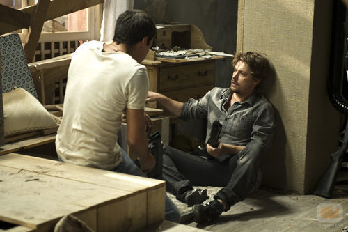 Ulises conversando con Max en el último episodio de 'El Barco' 