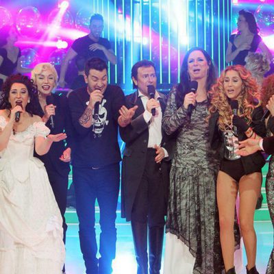 Todos los participantes de la gala solidaria de 'Tu cara me suena' cantando juntos