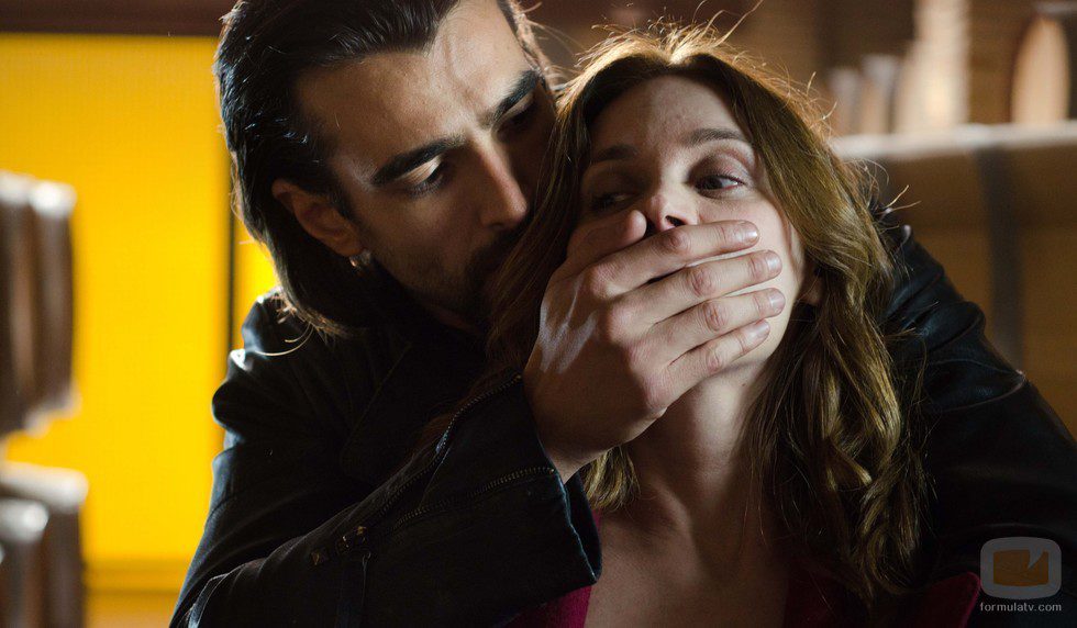 Raúl regresa a Lasiesta preocupado por la salud de su madre en el nuevo capítulo de 'Gran Reserva'