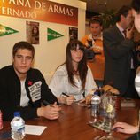 Los protagonistas de 'El internado' en la firma de discos