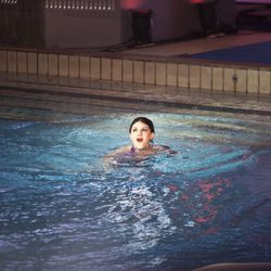 Angy Fernández en el agua tras saltar en 'Splash! Famosos al agua'