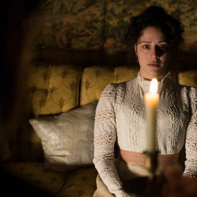 Sofía Alarcón sorprendida por lo ocurrido en el nuevo capítulo de 'Gran Hotel'