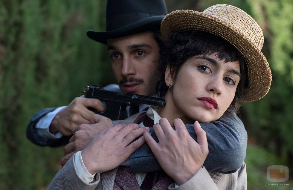 Maite amenazada en el nuevo capítulo de 'Gran Hotel'