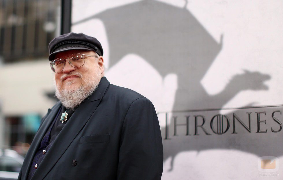 George RR Martin en la premiere de la tercera temporada de 'Juego de tronos'