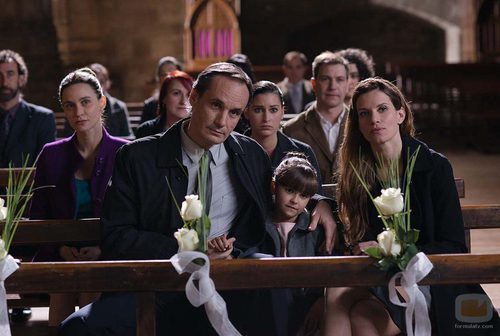 Pablo Cortázar, María y Mar Azpeitia en 'Gran Reserva. El pago de los Cortázar'