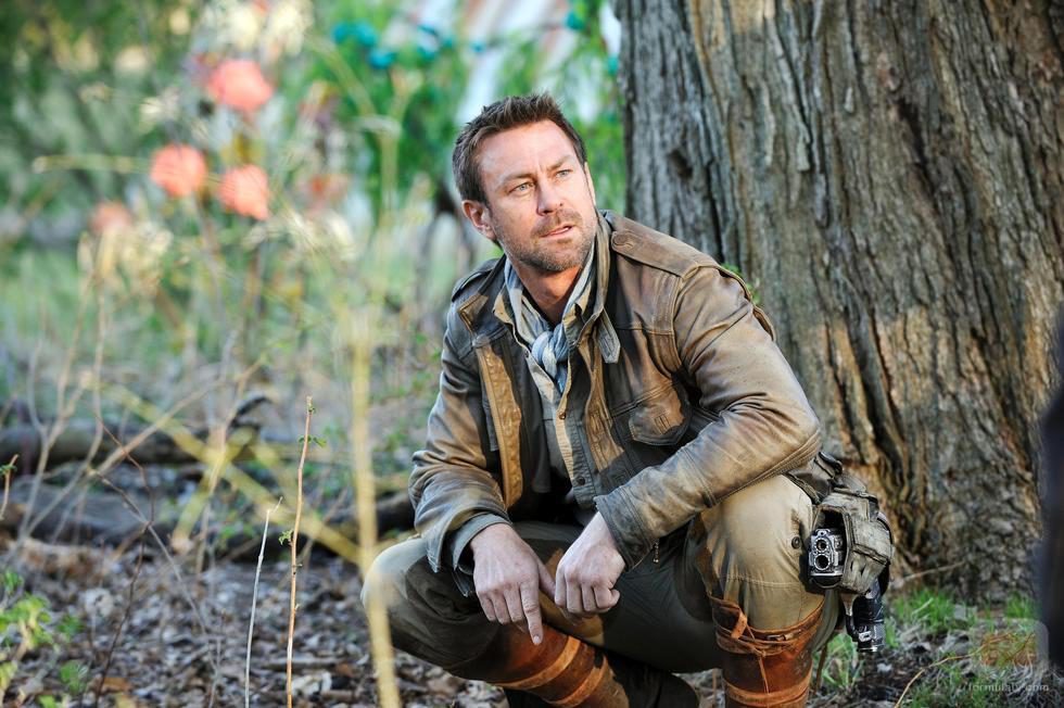 Grant Bowler es Joshua Nolan en 'Defiance'