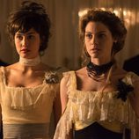 Maite y Alicia Alarcón acuden juntas al baile