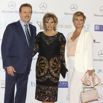 Manuel Campo Vidal, María Teresa Campos y Terelu Campos en los Iris 2013