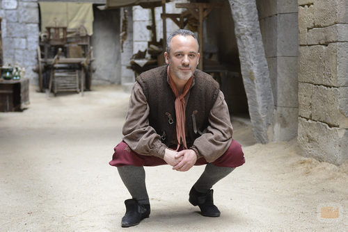 Javier Gutiérrez es Sátur, el fiel escudero, en la quinta temporada de 'Águila Roja'