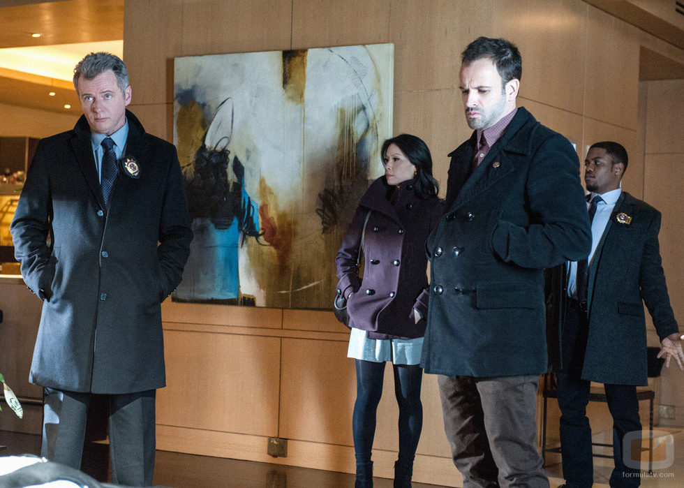 Sherlock Holmes en un nuevo caso en 'Elementary'