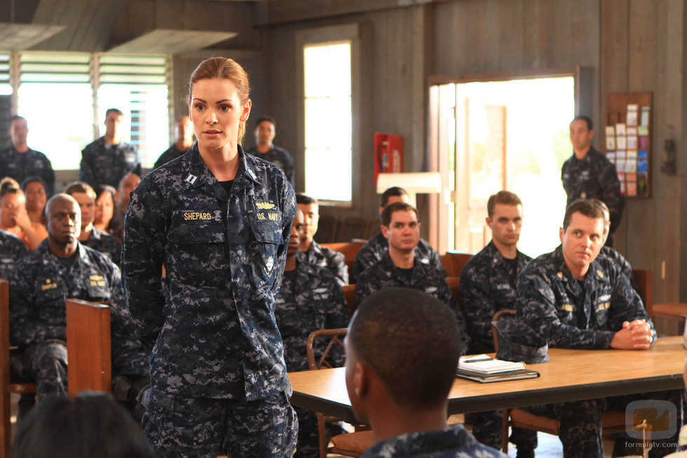 Grace Shepard hablando con sus compañeros