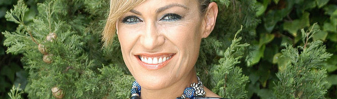 Luján Argüelles, presentadora de 'Un príncipe para Corina'