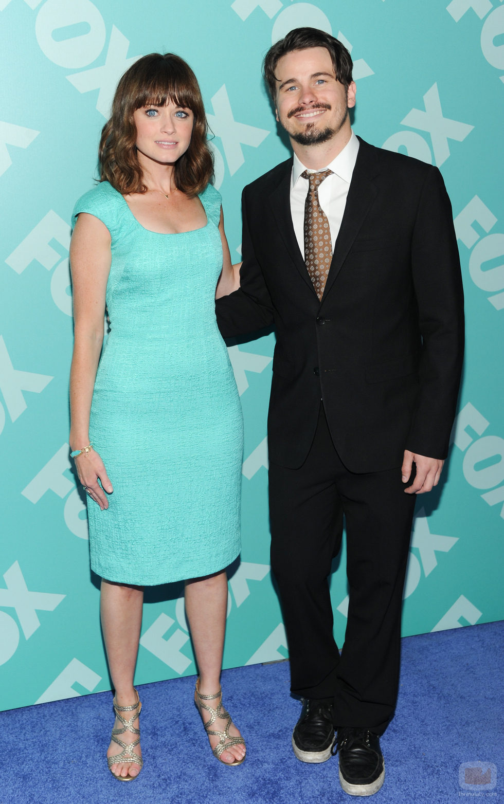 Alexis Bledel y Jason Ritter presentan 'Us & Them' en los Upfronts 2013 de Fox
