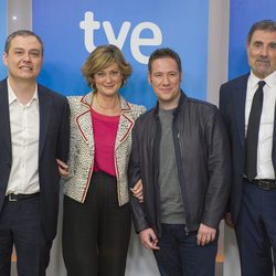 Ricardo Villa, Montse Abad, Carlos Latre y Toni Cruz, en la presentación de 'Letris'