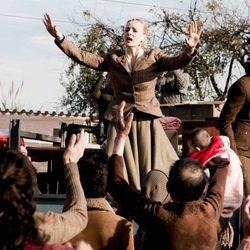 Eva Perón con el pueblo en 'Carta a Eva'