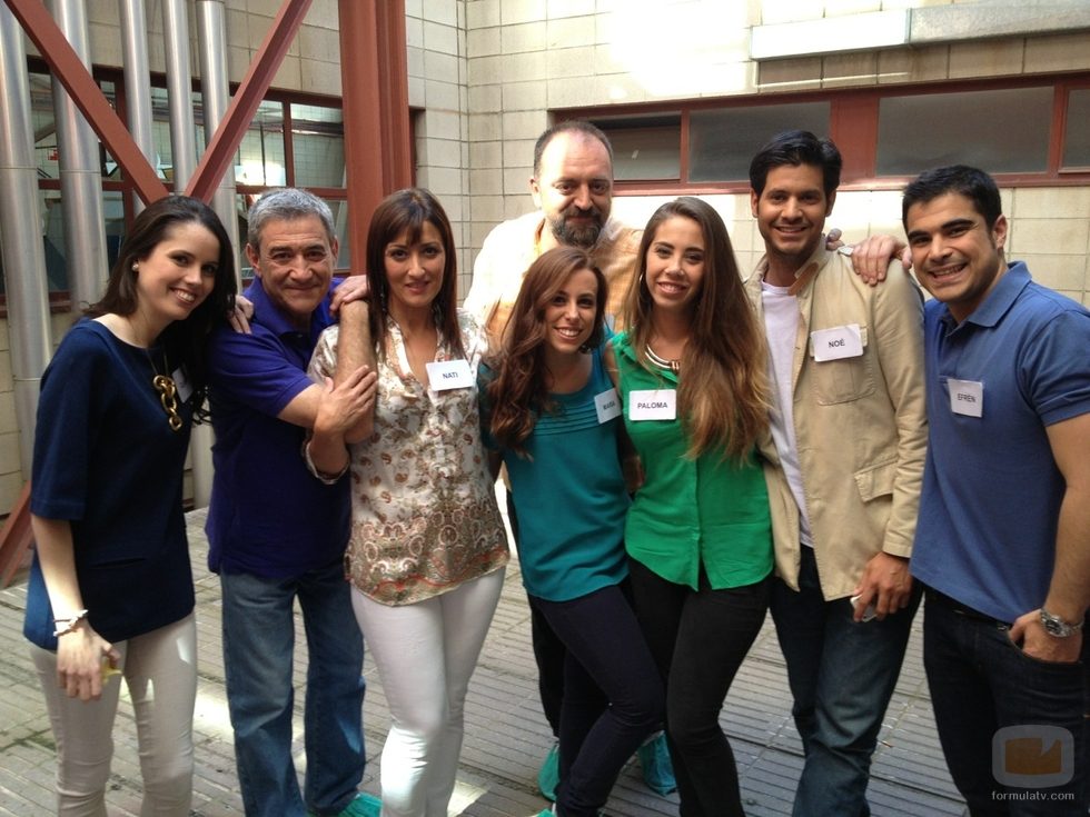 Clara, Juan Manuel, Nati, José Luis, María, Paloma, Noé y Efrén