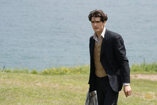 Yon González, protagonista masculino de 'Gran Hotel'