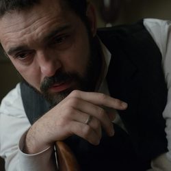 Imagen de Pedro Alonso en el último capítulo de 'Gran Hotel'