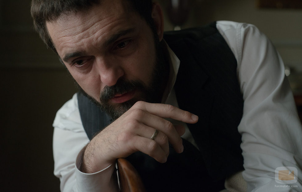 Imagen de Pedro Alonso en el último capítulo de 'Gran Hotel'