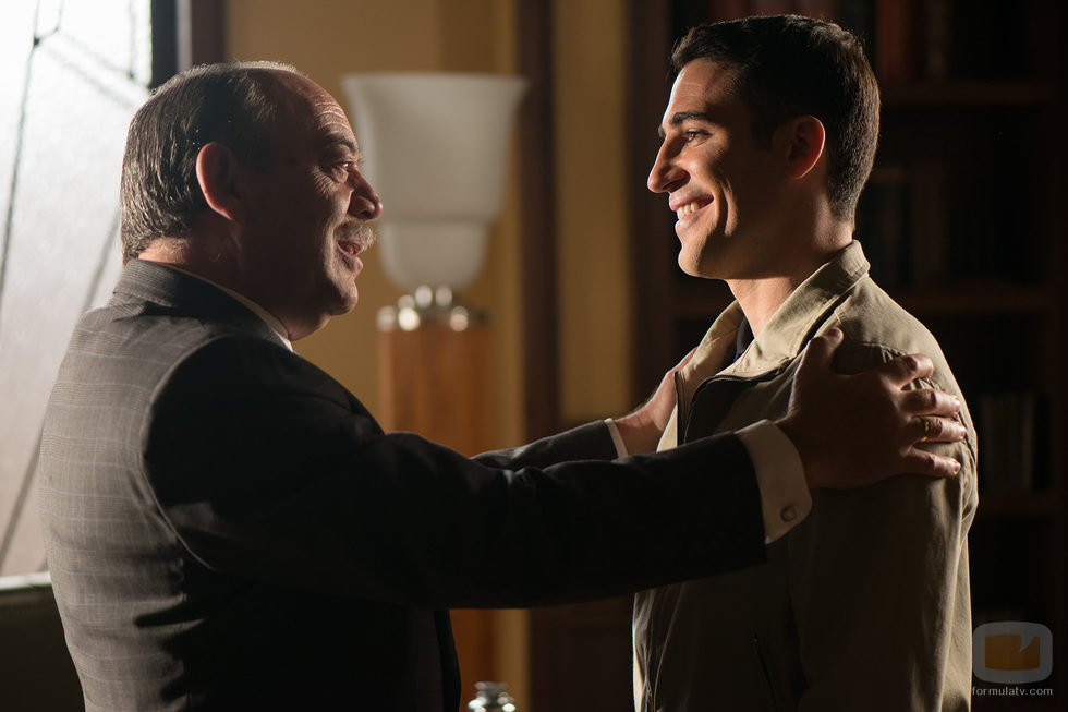 Tito Valverde y Miguel Ángel Silvestre en 'Galerías Velvet'