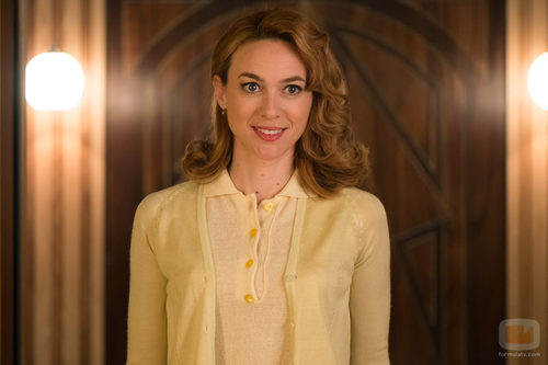 Marta Hazas es Clara en 'Galerías Velvet'