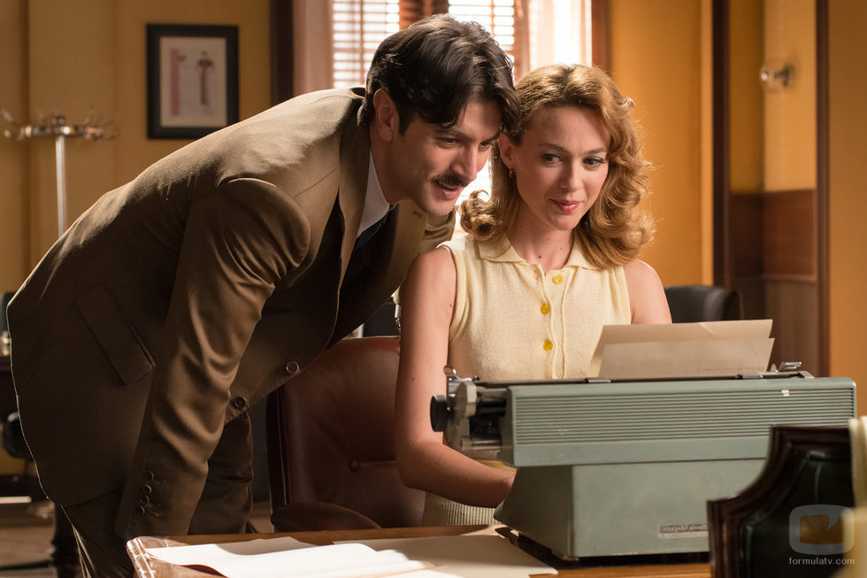 Mateo Ruiz y Clara, juntos en 'Galerías Velvet'