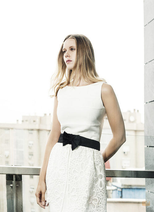 Manuela Vellés en la sesión fotográfica de VIM Magazine