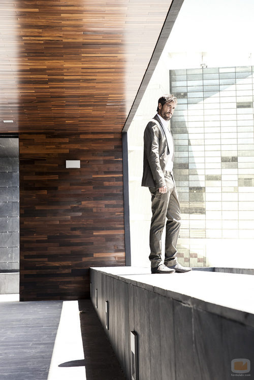 Unax Ugalde posa para el noveno número de VIM Magazine