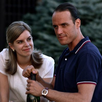 Mario Conde y su mujer Lourdes Arroyo, en 'Mario Conde. Los días de gloria'