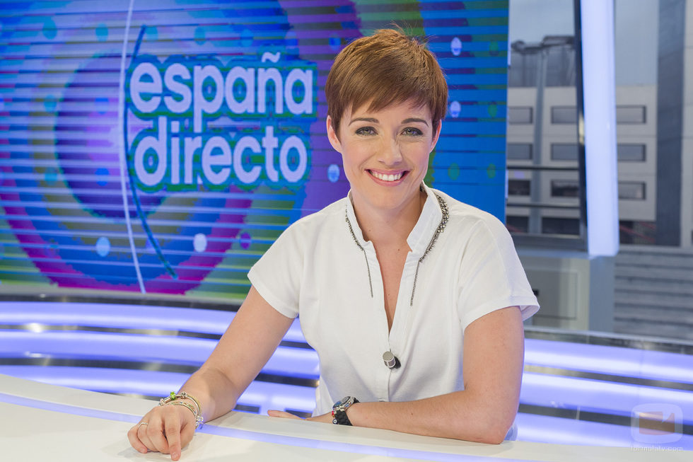 Marta Solano, presentadora de la nueva y renovada edición de 'España directo'