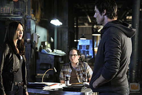 El trío de amigos en el tercer episodio de 'Bella y Bestia'