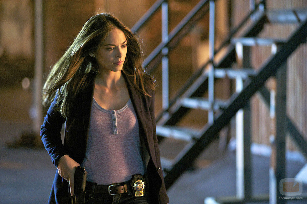 Kristen Kreuk en el tercer capítulo de 'Bella y Bestia'