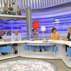 Sandra Barneda y Joaquín Prat en una tertulia de 'El programa del verano'