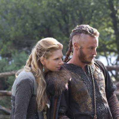 Travis Fimmel y Katheryn Winnick, pareja en 'Vikingos'