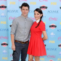 Max Greenfield en los Teen Choice Awards 2013