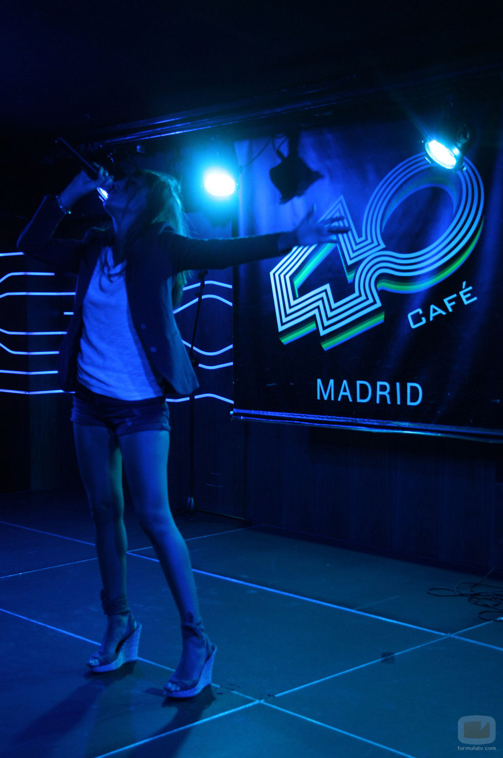 Emma Tejeda ('El número uno') en el concierto de la sala 40 Café de Madrid