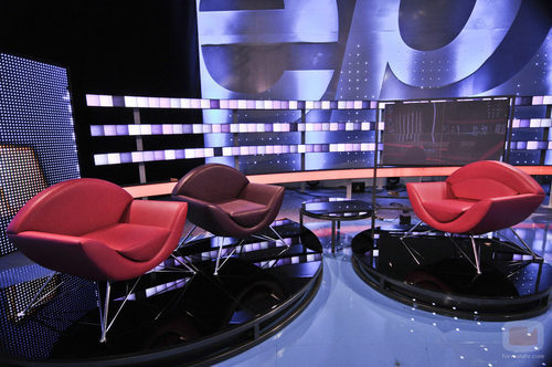 Sillones para las entrevistas en 'Espejo público'